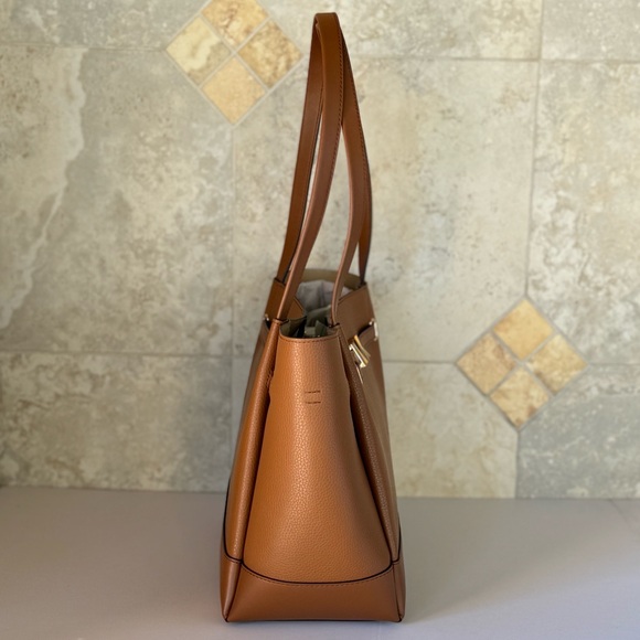 Michael Kors Reed Large Belted Shoulder Tote Bag Luggage - Picture 5 of 10